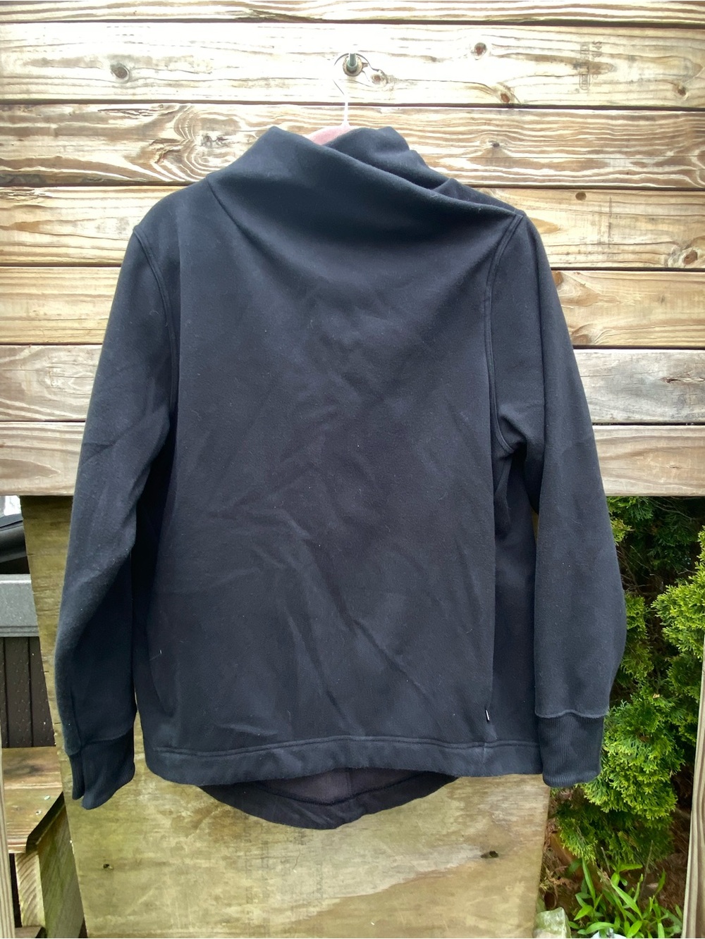 Athleta Womens Black Cozy Pullover Sweater with Cowl Neck Size Large